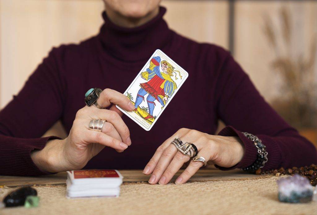 aprender a formular preguntas en el tarot